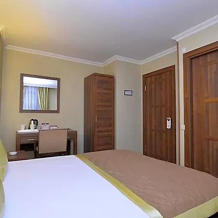 Hotel Grand